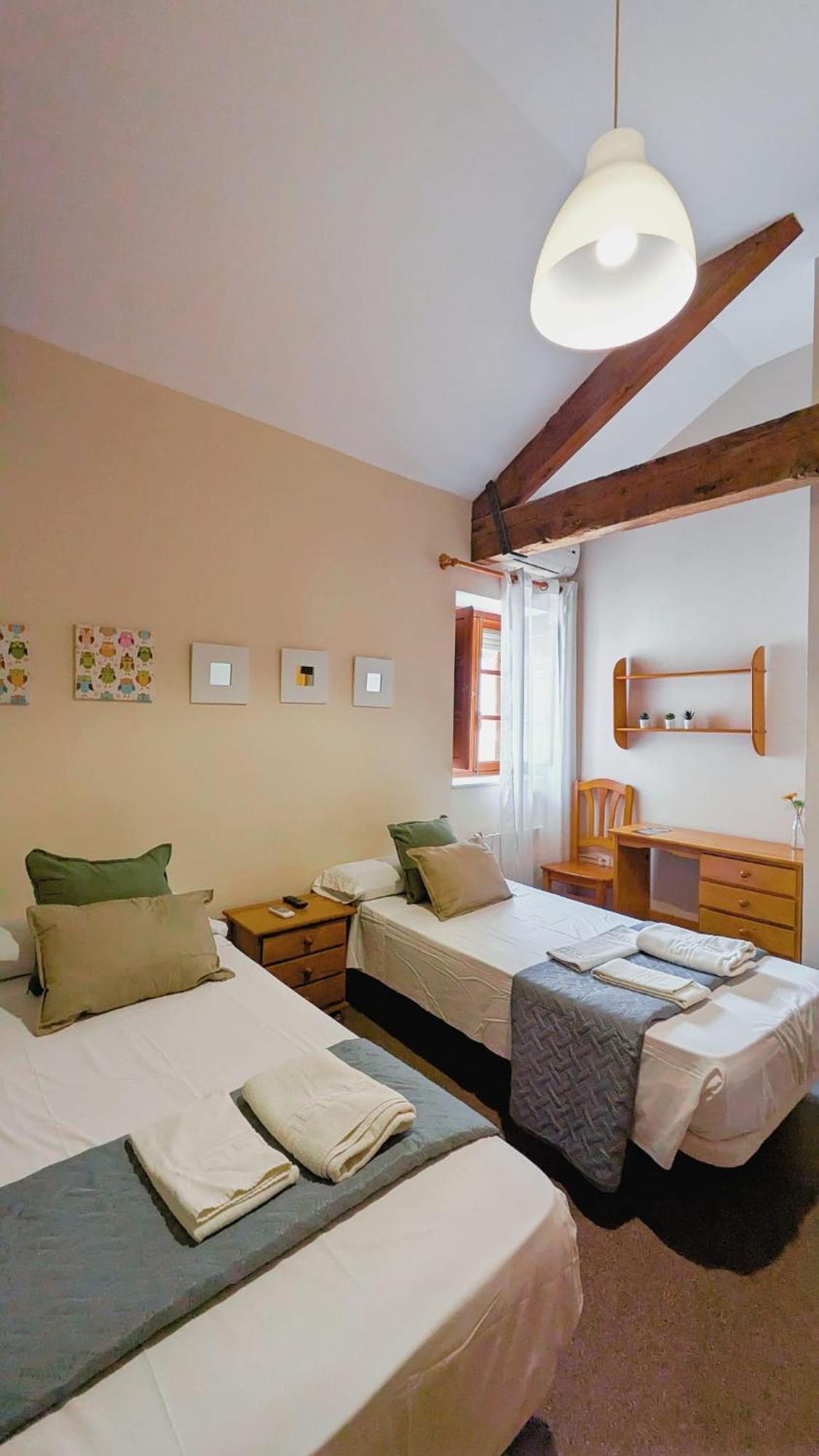 Hostal El Convent De Монкада Экстерьер фото